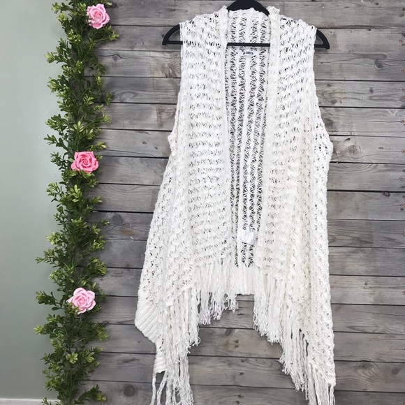 Bb Dakota Anthro White Knit Sleeveless 